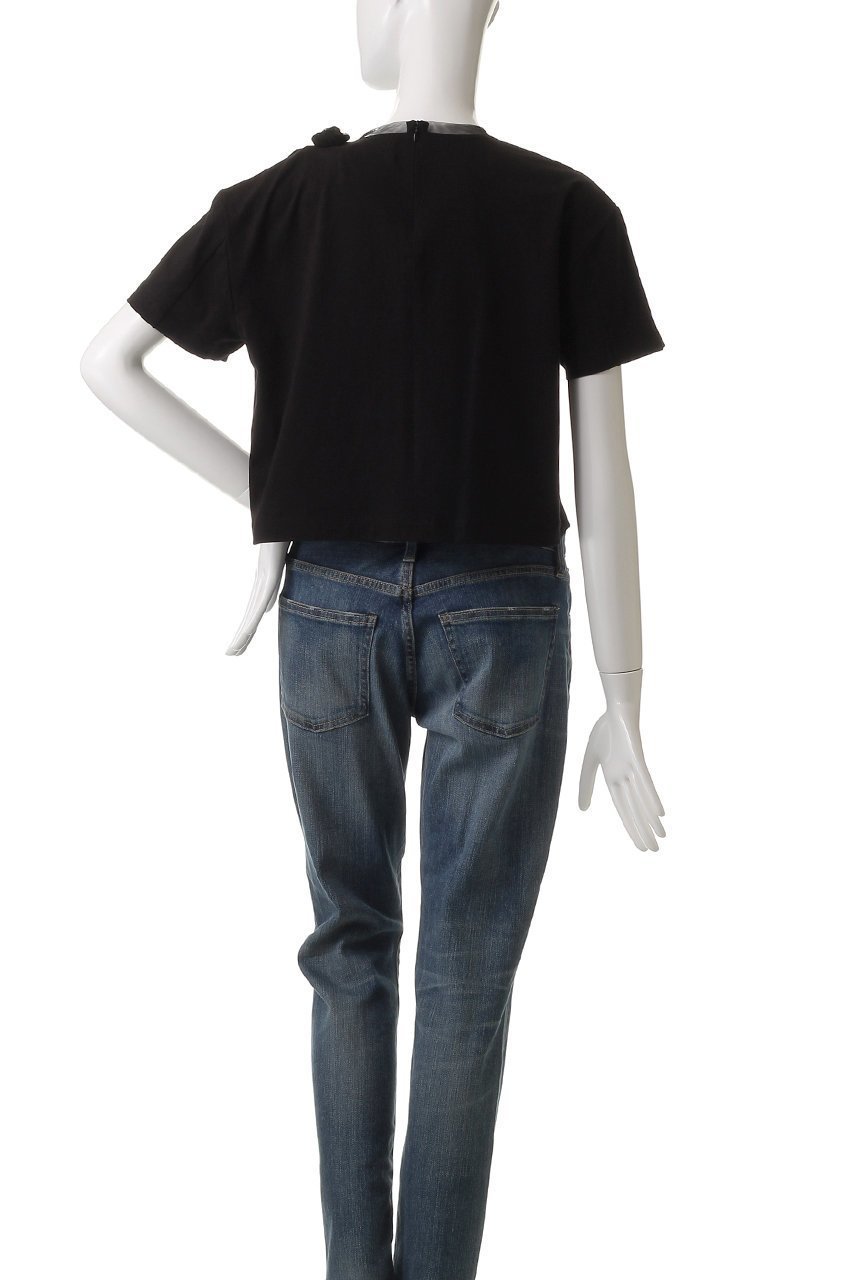 【マリリンムーン/MARILYN MOON】のデコラティブカットソーフラワーモチーフTシャツ 人気、トレンドファッション・服の通販 founy(ファニー) 　ファッション　Fashion　レディースファッション　Fashion for Women　トップス・カットソー　Cut & Sew Tops　シャツ・ブラウス・オフィスカジュアル　Elegant Blouses & Button-Ups　ロングTシャツ・Tシャツ　Longline T-Shirts & Tees　カットソー・ベーシックTシャツ　Cut-and-Sewn Tops / Stretch Tees & Basics　花柄・フラワープリント・モチーフ　Floral Prints & Motifs / Flower Pattern Tops　おすすめ　Recommended / Our Picks　エレガント 上品　Elegant　クロップド　Cropped, Short Length　サテン　Satin, Glossy Fabric　ショート　Short, Short Length　スリーブ　Sleeve, Long Sleeve / Short Sleeve　チュール　Tulip, Tulip Motif　デニム　Denim, Jeans Material　バランス　Balance, Style Balance　フラワー　Flower, Floral　メッシュ　Mesh, Net Fabric　モチーフ　Motif, Design Theme　ワイド　Wide, Wide Fit　other-4|ID: prp329100004482931 ipo3291000000032853652