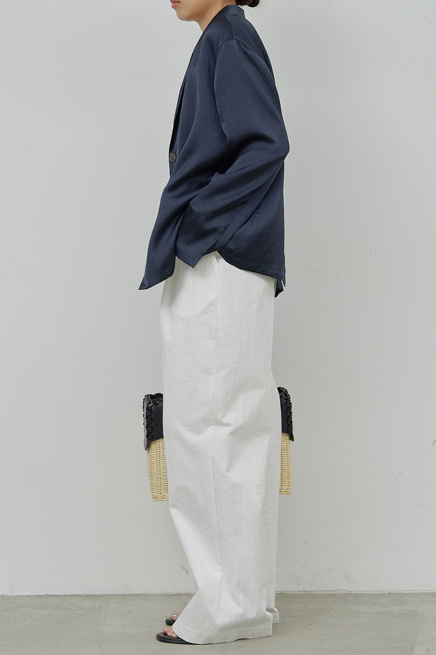【ガリャルダガランテ/GALLARDAGALANTE】のクレープサテンジャケット 人気、トレンドファッション・服の通販 founy(ファニー) 　ファッション　Fashion　レディースファッション　Fashion for Women　アウター　Coat / Outerwear Collection　レディースジャケット・軽アウター　Jackets　サテン　Satin, Glossy Fabric　ジャケット　Jacket, Outerwear　トレンド　Trend, Trending Now　ベーシック　Basic, Essential　エレガント 上品　Elegant　other-3|ID: prp329100004482952 ipo3291000000032950720