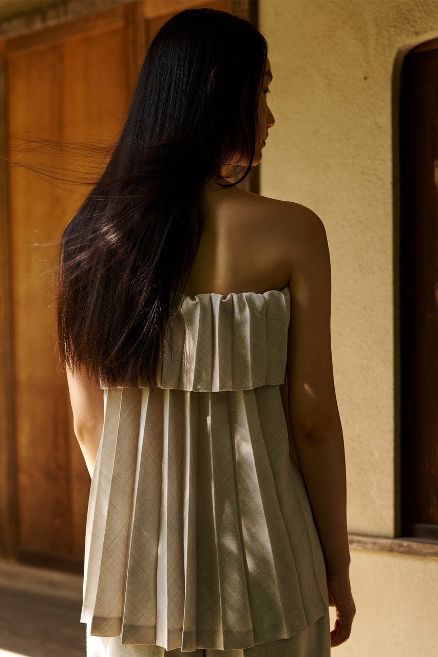 【セアン/SCEARN】のTEXTURED TWILL ノースリーブブラウス 人気、トレンドファッション・服の通販 founy(ファニー) ファッション Fashion レディースファッション Fashion for Women トップス・カットソー Cut & Sew Tops キャミソール&ノースリーブ Camisoles & Sleeveless Tops シャツ・ブラウス・オフィスカジュアル Elegant Blouses & Button-Ups コンパクト Compact, Small Size ノースリーブ Sleeveless, No-Sleeve フリル Frill, Ruffle プリーツ Pleats, Pleated other-7|ID: prp329100004483026 ipo3291000000032838465