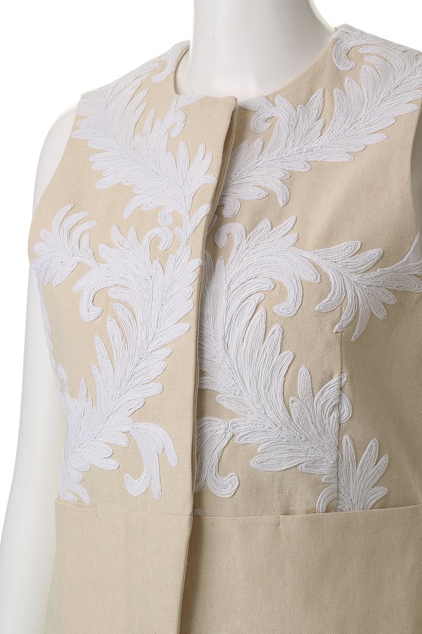 【ウィムガゼット/Whim Gazette】の【GEMINI】ジャガードジレ 人気、トレンドファッション・服の通販 founy(ファニー) 　ファッション　Fashion　レディースファッション　Fashion for Women　アウター　Coat / Outerwear Collection　レディースジャケット・軽アウター　Jackets　おすすめ　Recommended / Our Picks　シェイプ　Shape, Slim Fit　ジャケット　Jacket, Outerwear　ノースリーブ　Sleeveless, No-Sleeve　フロント　Front, Front Design　ベスト　Vest, Waistcoat　other-5|ID: prp329100004485206 ipo3291000000036061044