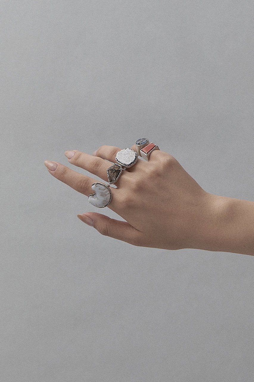 【アドリン ヒュー/Adlin Hue】のDendrite Agate One of a Kind Canan Pinky リング 人気、トレンドファッション・服の通販 founy(ファニー) 　ファッション　Fashion　レディースファッション　Fashion for Women　ジュエリー　Jewelry　ストーン　Stone, Gem-Like　モダン　Modern, Contemporary　エレガント 上品　Elegant　other-2|ID: prp329100004485262 ipo3291000000035929125