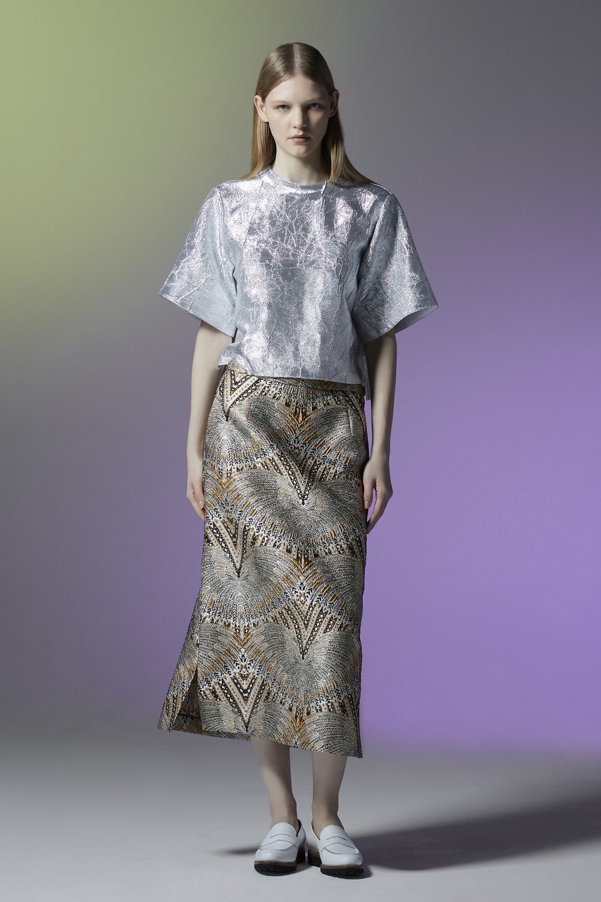 【ティーチ/TEECHI】のメタリックジャカードトップス 人気、トレンドファッション・服の通販 founy(ファニー) 　ファッション　Fashion　レディースファッション　Fashion for Women　トップス・カットソー　Cut & Sew Tops　シャツ・ブラウス・オフィスカジュアル　Elegant Blouses & Button-Ups　ロングTシャツ・Tシャツ　Longline T-Shirts & Tees　カットソー・ベーシックTシャツ　Cut-and-Sewn Tops / Stretch Tees & Basics　ショート　Short, Short Length　シンプル　Simple, Minimal　ジャカード／ジャガード　Jacquard, Woven Pattern　スリーブ　Sleeve, Long Sleeve / Short Sleeve　メタリック　Metallic, Shiny Finish　ワッシャー　Washer, Crinkled Finish　other-8|ID: prp329100004485288 ipo3291000000032852153