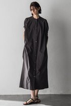 【エッセン ロートレアモン/ESSEN LAUTREAMONT】のポリエステルストレッチ撥水加工ドレス チャコールグレー|ID:prp329100004486926