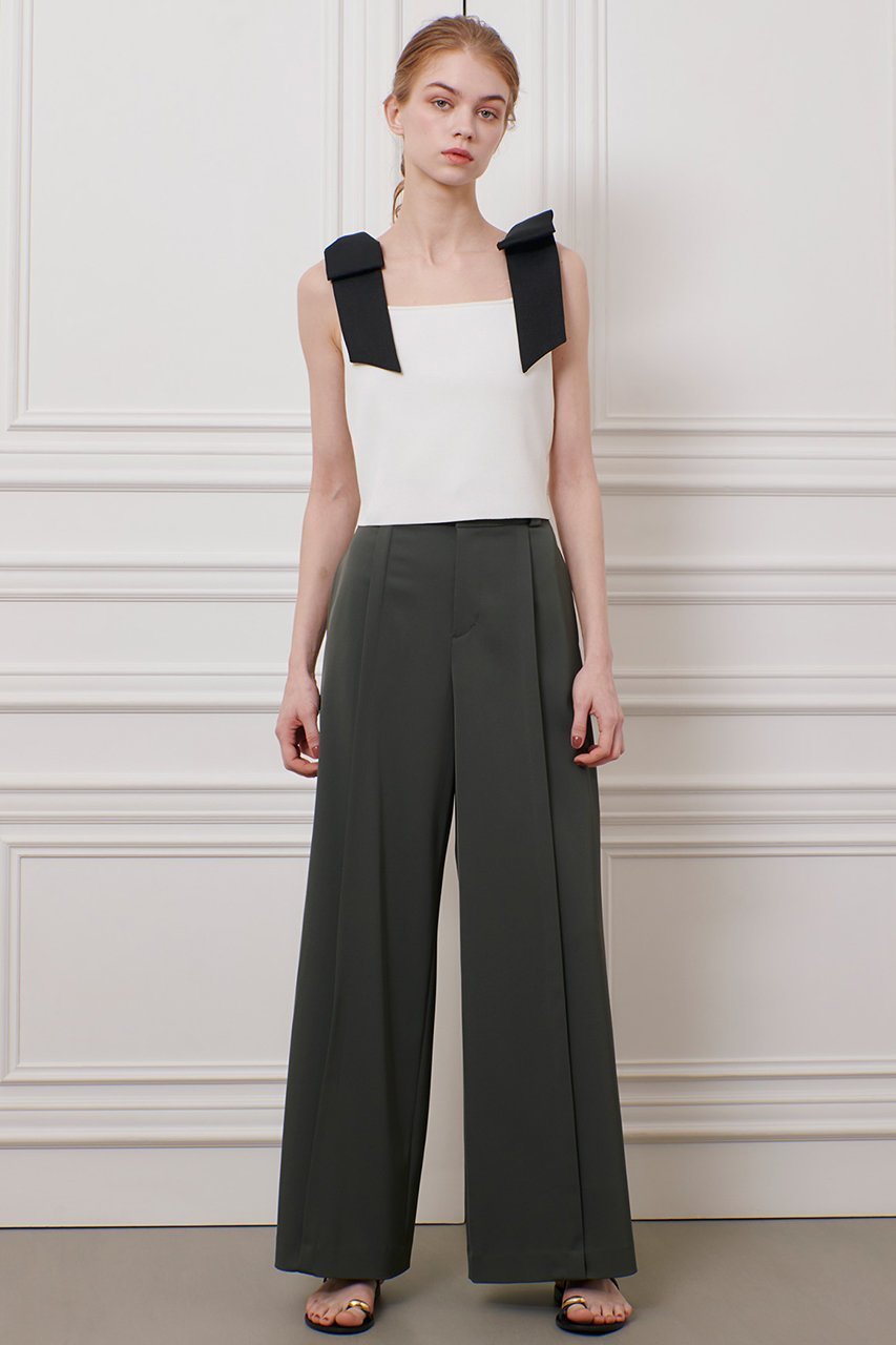 【アルアバイル/allureville】の【LOULOU WILLOUGHBY】ショルダーリボンミニタンクプルオーバー 人気、トレンドファッション・服の通販 founy(ファニー) 　ファッション　Fashion　レディースファッション　Fashion for Women　トップス・カットソー　Cut & Sew Tops　ニット　Knit Tops & Sweaters　カジュアルプルオーバー・ニットトップス　Pullovers & Knit Tops / Casual Pullovers　アシンメトリー　Asymmetrical Style　ショルダー　Shoulder, Shoulder Strap　シンプル　Simple, Minimal　タンク　Tank Top, Sleeveless Top　トレンド　Trend, Trending Now　リボン　Ribbon, Bow　今季　This Season, Current Season　other-7|ID: prp329100004488850 ipo3291000000036259865