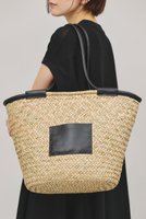 【カレンソロジー/Curensology】の〈CSG〉シーグラスレザーハンドバッグ 人気、トレンドファッション・服の通販 founy(ファニー) ファッション Fashion レディースファッション WOMEN バッグ Bag シンプル Simple スタイリッシュ Stylish スマホ Smartphone タッセル Tassel フロント Front ポケット Pocket モダン Modern 巾着 Purse |ID:prp329100004488875
