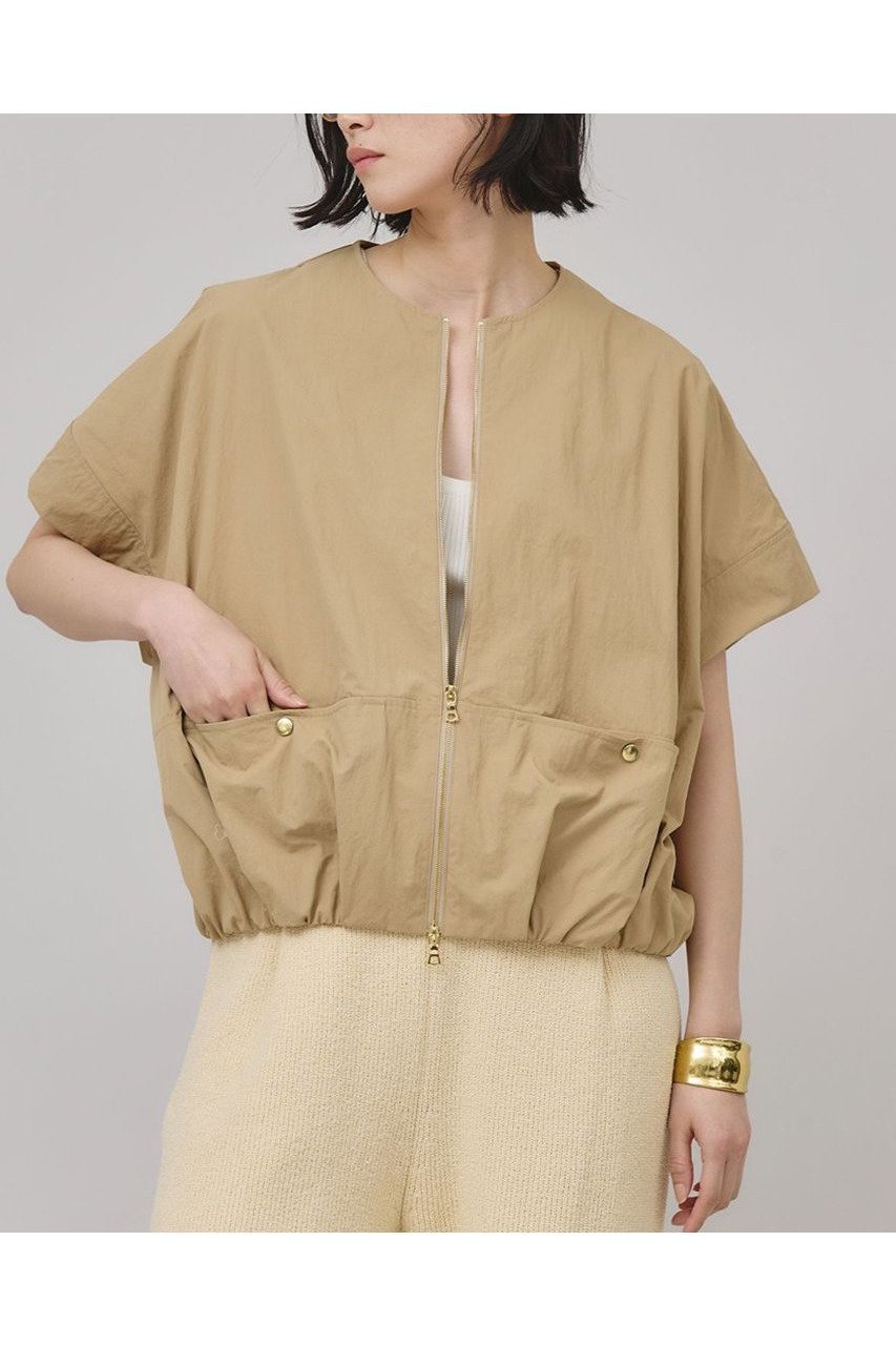 【カレンソロジー/Curensology】のタスランジップブラウス インテリア・キッズ・メンズ・レディースファッション・服の通販 founy(ファニー) 　ファッション　Fashion　レディースファッション　WOMEN　トップス・カットソー　Tops/Tshirt　シャツ/ブラウス　Shirts/Blouses　ギャザー　Gather　サテン　Satin　ショート　Short　ジップ　Zip　スリーブ　Sleeve　バランス　Balance　ブルゾン　Blouson　ワッシャー　Washer　再入荷　Restock/Back In Stock/Re Arrival　夏　Summer　日本製　Made In Japan　ベージュ|ID: prp329100004488876 ipo3291000000031647032