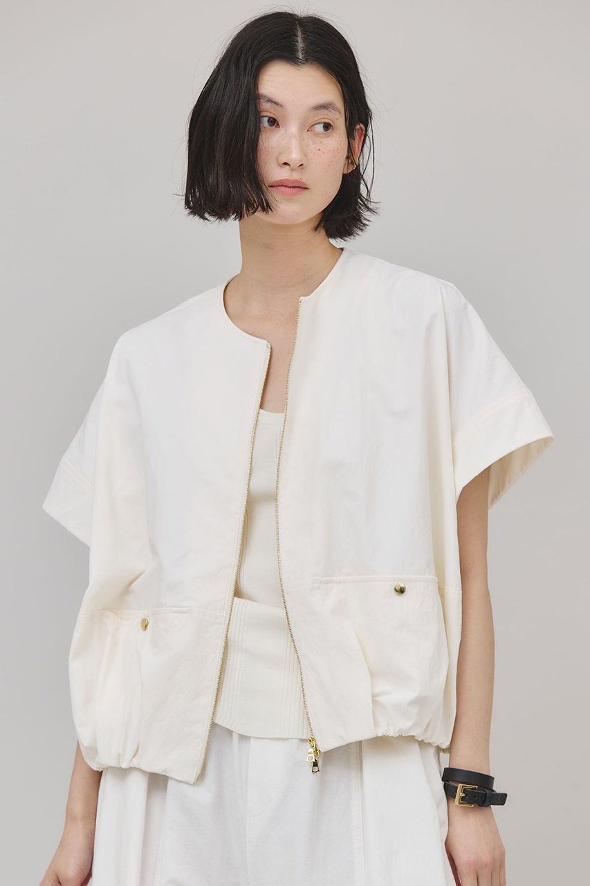 【カレンソロジー/Curensology】のタスランジップブラウス インテリア・キッズ・メンズ・レディースファッション・服の通販 founy(ファニー) 　ファッション　Fashion　レディースファッション　Fashion for Women　トップス・カットソー　Cut & Sew Tops　シャツ・ブラウス・オフィスカジュアル　Elegant Blouses & Button-Ups　ギャザー　Gathered, Ruffled　サテン　Satin, Glossy Fabric　ショート　Short, Short Length　ジップ　Zip, Zipper　スリーブ　Sleeve, Long Sleeve / Short Sleeve　バランス　Balance, Style Balance　ブルゾン　Blouson, Bomber Jacket　ワッシャー　Washer, Crinkled Finish　再入荷　Restock / Back in Stock　夏　Summer　日本製　Made In Japan　ホワイト|ID: prp329100004488876 ipo3291000000032809902