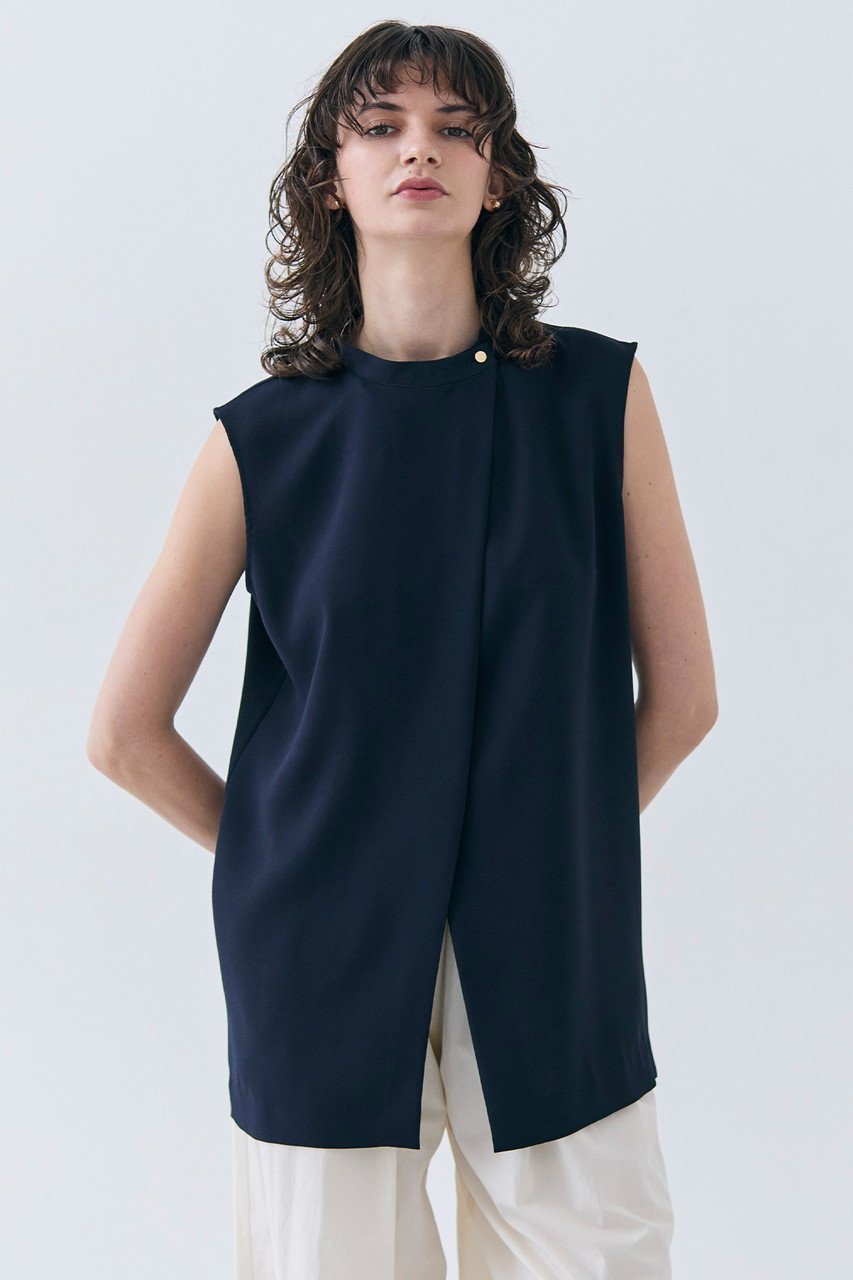 【ベイジ,/BEIGE,】のFLEUR(フルール)/フロントボタンノースリーブブラウス 人気、トレンドファッション・服の通販 founy(ファニー) 　ファッション　Fashion　レディースファッション　Fashion for Women　トップス・カットソー　Cut & Sew Tops　キャミソール&ノースリーブ　Camisoles & Sleeveless Tops　シャツ・ブラウス・オフィスカジュアル　Elegant Blouses & Button-Ups　ノースリーブ　Sleeveless, No-Sleeve　バランス　Balance, Style Balance　リュクス　Luxury, Elegant, High-End, Chic　other-7|ID: prp329100004488893 ipo3291000000035062809