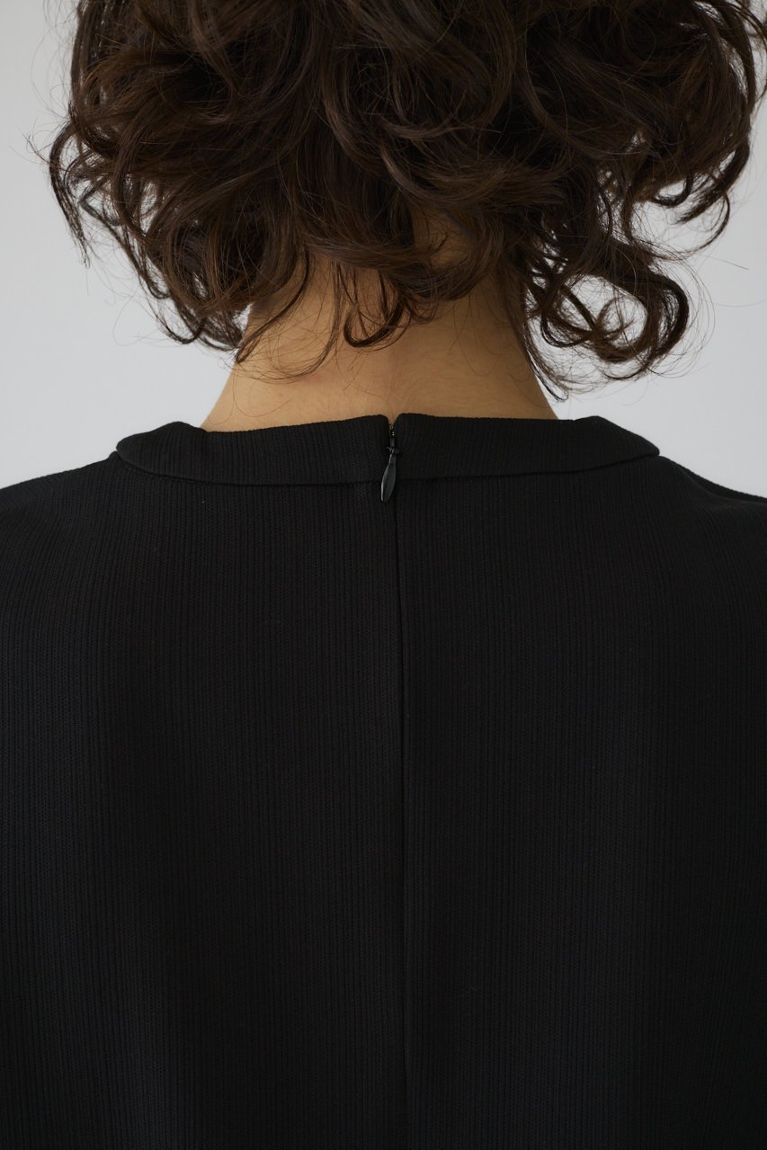 【リムアーク/RIM.ARK】のCropped box tops/トップス 人気、トレンドファッション・服の通販 founy(ファニー) 　ファッション　Fashion　レディースファッション　Fashion for Women　トップス・カットソー　Cut & Sew Tops　シャツ・ブラウス・オフィスカジュアル　Elegant Blouses & Button-Ups　ロングTシャツ・Tシャツ　Longline T-Shirts & Tees　カットソー・ベーシックTシャツ　Cut-and-Sewn Tops / Stretch Tees & Basics　クロップド　Cropped, Short Length　ショート　Short, Short Length　スリーブ　Sleeve, Long Sleeve / Short Sleeve　セットアップ　Set-Up, Coordinated Outfit　リュクス　Luxury, Elegant, High-End, Chic　夏　Summer　other-6|ID: prp329100004488902 ipo3291000000032855744