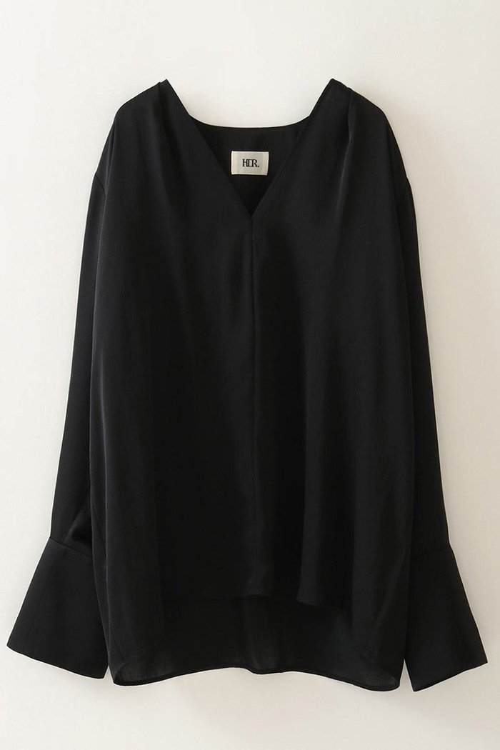 【ハー/HER.】のヴィンテージサテンブラウス インテリア・キッズ・メンズ・レディースファッション・服の通販 founy(ファニー) https://founy.com/ ファッション Fashion レディースファッション Ladies' Fashion Online トップス・カットソー Tops/Tshirt シャツ/ブラウス Shirts/Blouses サテン Satin ショート Short スリーブ Sleeve 再入荷 Restock/Back In Stock/Re Arrival |ID: prp329100004492274 ipo3291000000031670920