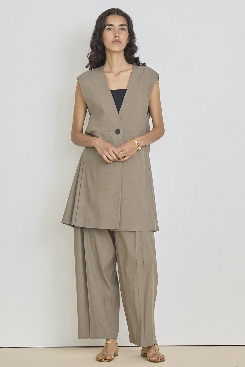 【ハウス オブ ロータス/HOUSE OF LOTUS】のバイオリネンストレッチジレ 人気、トレンドファッション・服の通販 founy(ファニー) 　ファッション　Fashion　レディースファッション　Fashion for Women　アウター　Coat / Outerwear Collection　レディースジャケット・軽アウター　Jackets　ジャケット　Jacket, Outerwear　フロント　Front, Front Design　ベスト　Vest, Waistcoat　ポケット　Pocket, Pocket Detail　other-2|ID: prp329100004493336 ipo3291000000032814043