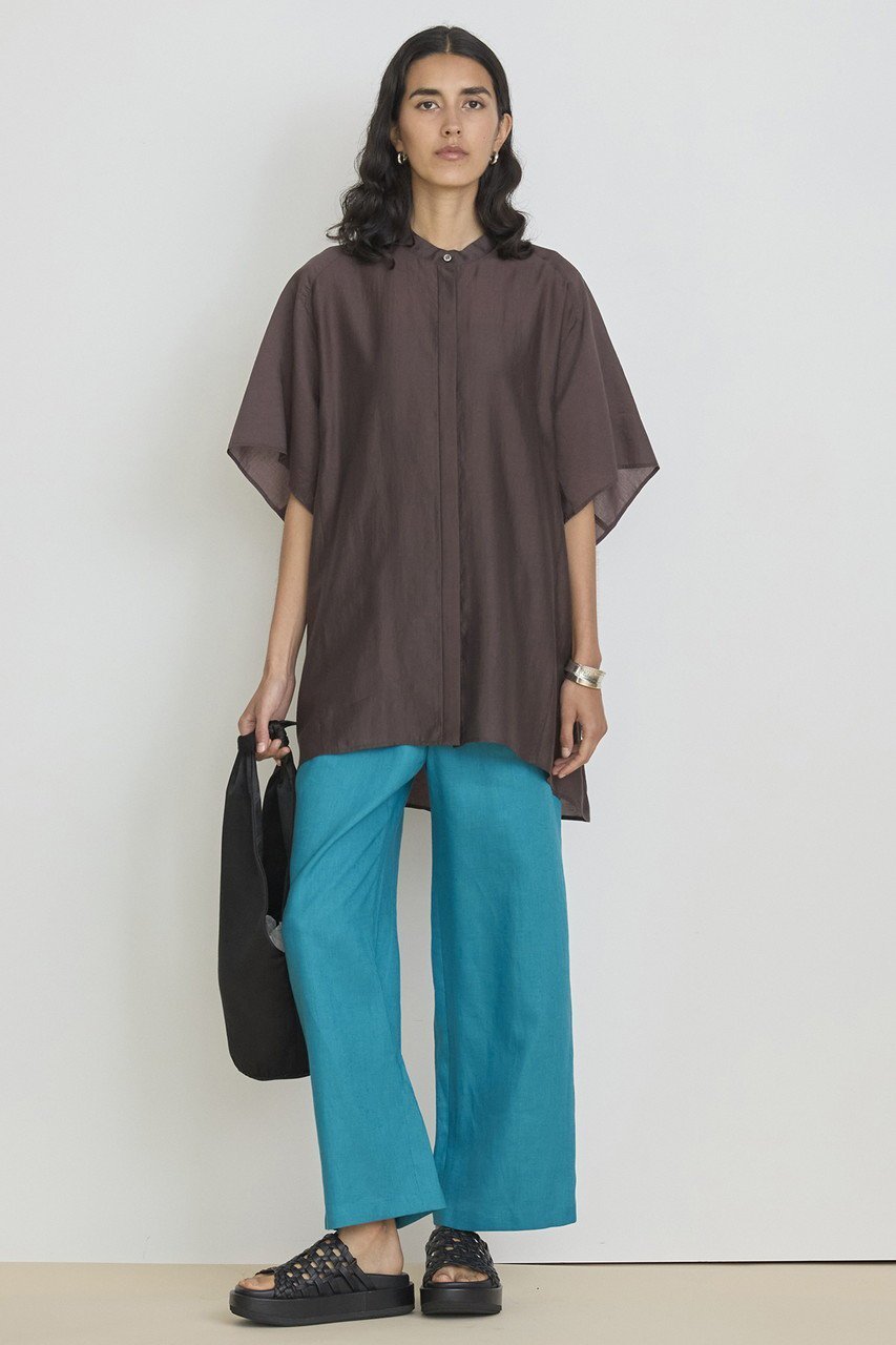 【ハウス オブ ロータス/HOUSE OF LOTUS】のシャイニーローンブラウス 人気、トレンドファッション・服の通販 founy(ファニー) 　ファッション　Fashion　レディースファッション　Fashion for Women　トップス・カットソー　Cut & Sew Tops　シャツ・ブラウス・オフィスカジュアル　Elegant Blouses & Button-Ups　カッティング　Cutting Detail　シャイニー　Shiny, Glossy Finish　ショート　Short, Short Length　スリーブ　Sleeve, Long Sleeve / Short Sleeve　パターン　Pattern, Design Print　フォルム　Silhouette, Form　羽織　Haori, Light Jacket　other-7|ID: prp329100004493351 ipo3291000000032814031