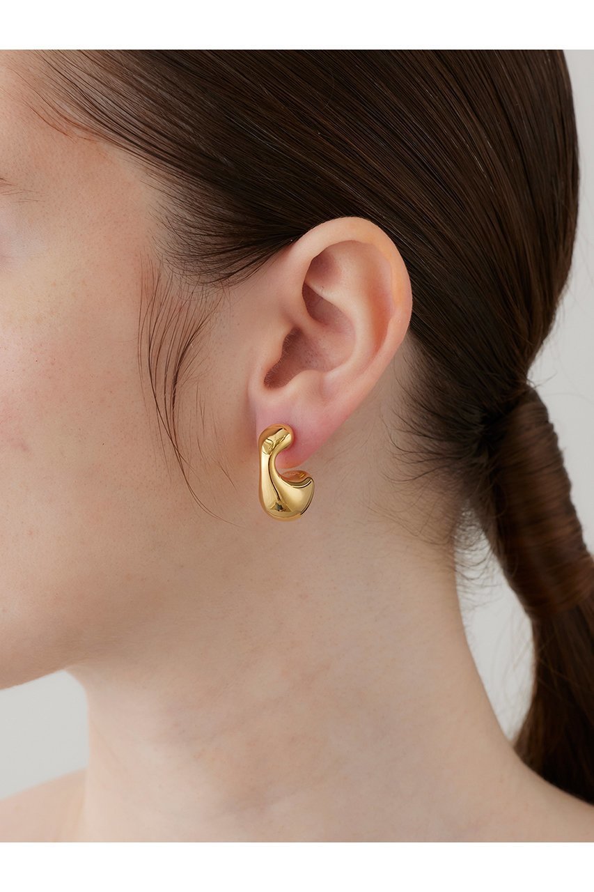 【マリア ブラック/MARIA BLACK】のDolphin Small ピアス(片耳用) 人気、トレンドファッション・服の通販 founy(ファニー) 　ファッション　Fashion　レディースファッション　Fashion for Women　ジュエリー　Jewelry　ファッションリング　Fashion Rings　イヤリング・フープ・ドロップタイプ　Hoop, Drop & Clip Earrings　なめらか　Smooth, Silky Texture　イヤリング　Earrings　コレクション　Collection, Seasonal Line　シンプル　Simple, Minimal　フォルム　Silhouette, Form　エレガント 上品　Elegant　片耳　One-Ear, Single Earring　other-2|ID: prp329100004494693 ipo3291000000036033972