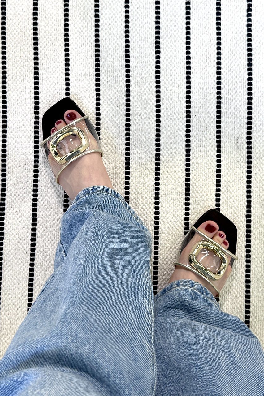 【イル サンダロ オブ カプリ/il Sandalo of Capri】のメタルバックル付きPVCスライドサンダル 人気、トレンドファッション・服の通販 founy(ファニー) 　ファッション　Fashion　レディースファッション　Fashion for Women　バッグ　Bags　サンダル　Sandals, Summer Shoes　ヌーディ　Nude, Nude Tone　ビーチ　Beach, Seaside　メタル　Metal, Metal Parts　リゾート　Resort, Vacation Style　夏　Summer　春　Spring　S/S・春夏　SS, Spring/Summer, Warm Season　other-2|ID: prp329100004496076 ipo3291000000032850630