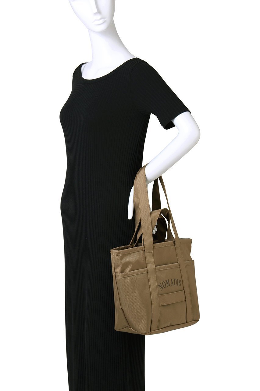 【プルミエ アロンディスモン/1er Arrondissement】の【NOMADIS】バッグ 人気、トレンドファッション・服の通販 founy(ファニー) 　ファッション　Fashion　レディースファッション　Fashion for Women　バッグ　Bags　キーホルダー　Keychain, Key Holder　ポケット　Pocket, Pocket Detail　夏　Summer　春　Spring　S/S・春夏　SS, Spring/Summer, Warm Season　other-2|ID: prp329100004496105 ipo3291000000035691739