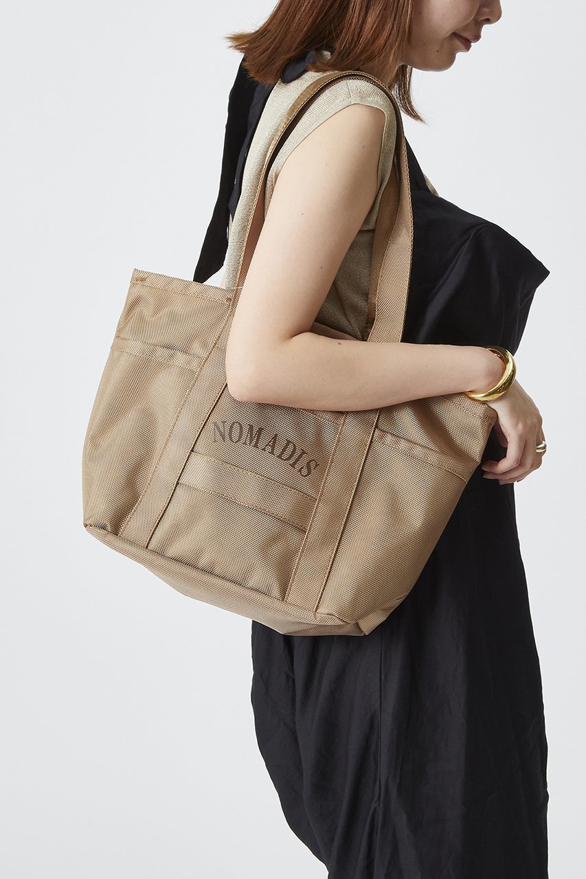 【プルミエ アロンディスモン/1er Arrondissement】の【NOMADIS】バッグ 人気、トレンドファッション・服の通販 founy(ファニー) 　ファッション　Fashion　レディースファッション　Fashion for Women　バッグ　Bags　キーホルダー　Keychain, Key Holder　ポケット　Pocket, Pocket Detail　夏　Summer　春　Spring　S/S・春夏　SS, Spring/Summer, Warm Season　other-8|ID: prp329100004496105 ipo3291000000035691745
