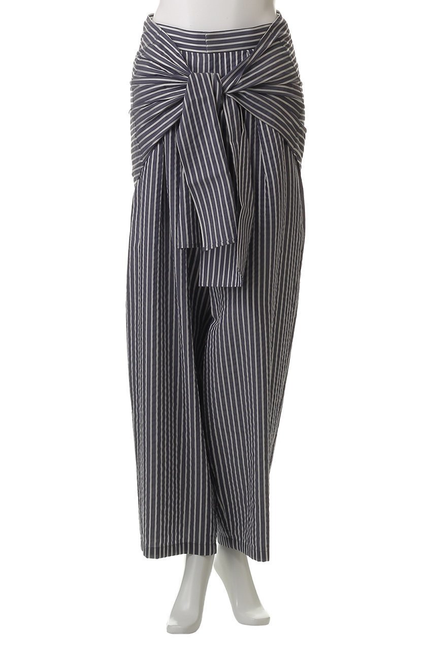 【エブール/ebure】の【店舗限定】ソフトストライプ スカーフベルト付パンツ 人気、トレンドファッション・服の通販 founy(ファニー) 　ファッション　Fashion　レディースファッション　Fashion for Women　パンツ　Pants & Trousers　ベルト&ウエストマーク　Belts & Waist Accessories　おすすめ　Recommended / Our Picks　シューズ　Shoes, Footwear　スカーフ　Scarf, Neckwear　ストライプ　Stripe, Striped Pattern　テーパード　Tapered, Tapered Pants　バランス　Balance, Style Balance　フラット　Flat, Flat Shoes　リゾート　Resort, Vacation Style　エレガント 上品　Elegant　夏　Summer　春　Spring　S/S・春夏　SS, Spring/Summer, Warm Season　other-2|ID: prp329100004497612 ipo3291000000032901610