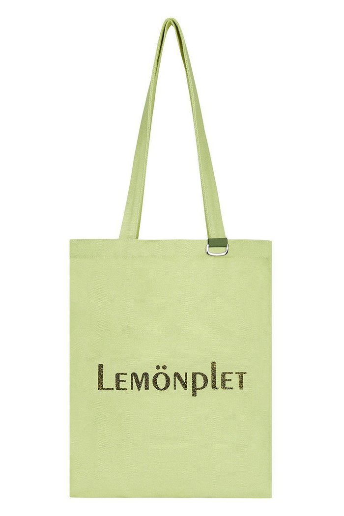 【レモンプレット/Lemonplet】のLUMIE GLITTER LOGO CANVAS BAG インテリア・キッズ・メンズ・レディースファッション・服の通販 founy(ファニー) https://founy.com/ ファッション Fashion レディースファッション Fashion for Women バッグ Bags キャンバス Canvas, Canvas Fabric スタイリッシュ Stylish, Fashionable チャーム Charm, Pendant フィット Fit, Slim Fit ポケット Pocket, Pocket Detail 軽量 Lightweight, Ultra Light |ID: prp329100004497629 ipo3291000000032778291