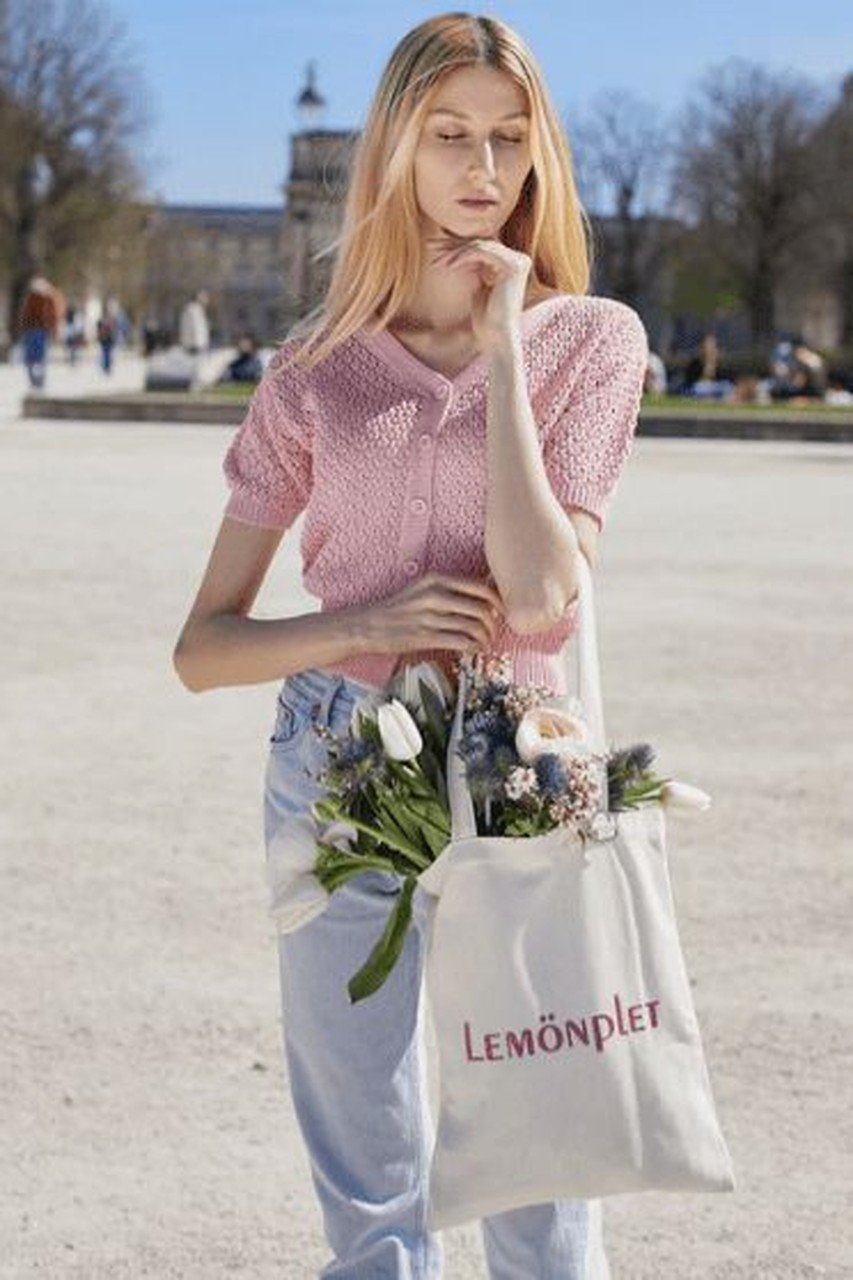 【レモンプレット/Lemonplet】のLUMIE GLITTER LOGO CANVAS BAG 人気、トレンドファッション・服の通販 founy(ファニー) ファッション Fashion レディースファッション Fashion for Women バッグ Bags キャンバス Canvas, Canvas Fabric スタイリッシュ Stylish, Fashionable チャーム Charm, Pendant フィット Fit, Slim Fit ポケット Pocket, Pocket Detail 軽量 Lightweight, Ultra Light other-7|ID: prp329100004497629 ipo3291000000035503722