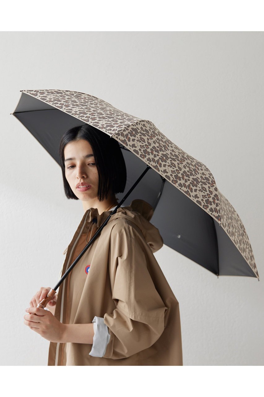 【ウィムガゼット/Whim Gazette】の【晴雨兼用】レオパード楽折り傘 人気、トレンドファッション・服の通販 founy(ファニー) 　ファッション　Fashion　レディースファッション　Fashion for Women　レイングッズ・傘・晴雨兼用傘　Umbrellas & Rain Gear　シンプル　Simple, Minimal　ハンカチ　Handkerchief, Hanky　フィット　Fit, Slim Fit　レオパード　Leopard, Animal Print　傘　Umbrella, Parasol　時計　Watch, Wristwatch　 other-1|ID: prp329100004497693 ipo3291000000033726618