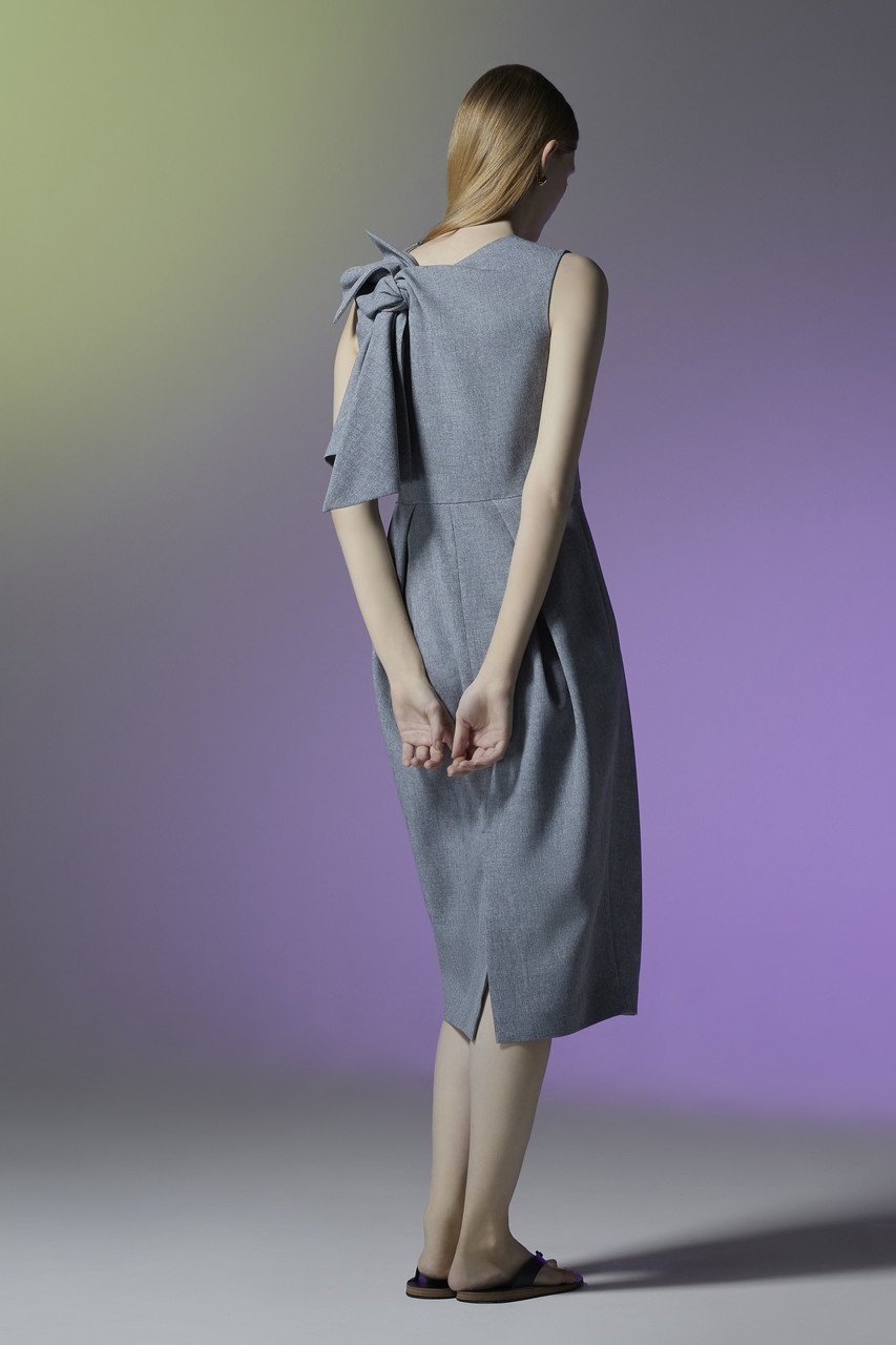 【ティーチ/TEECHI】のバックリボンワンピース 人気、トレンドファッション・服の通販 founy(ファニー) 　ファッション　Fashion　レディースファッション　Fashion for Women　ワンピース　Dresses　チュニック　Tunic Tops & Dresses　チュニック　Tunic, Long Top　ノースリーブ　Sleeveless, No-Sleeve　パーティ　Party, Party Style　モダン　Modern, Contemporary　リボン　Ribbon, Bow　リラックス　Relax, Relaxed Fit　エレガント 上品　Elegant　other-8|ID: prp329100004499179 ipo3291000000032792173