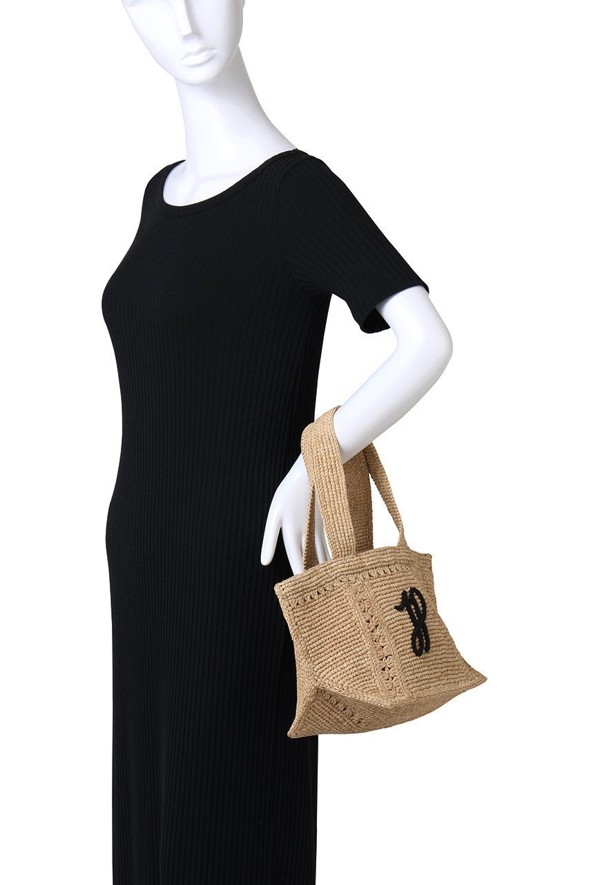 【パトゥ/PATOU】のトラピーズトートバッグ 人気、トレンドファッション・服の通販 founy(ファニー) 　ファッション　Fashion　レディースファッション　Fashion for Women　バッグ　Bags　コンパクト　Compact, Small Size　スタイリッシュ　Stylish, Fashionable　フォルム　Silhouette, Form　ラフィア　Raffia, Natural Straw　ワンポイント　One Point, Statement Accent　夏　Summer　春　Spring　S/S・春夏　SS, Spring/Summer, Warm Season　other-2|ID: prp329100004499211 ipo3291000000032778425