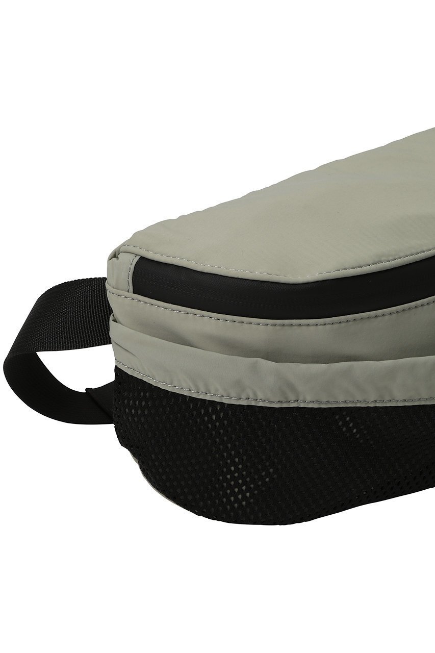 【メゾン キツネ/MAISON KITSUNE】の【UNISEX】FLASH FOX BUMBAG ウエストポーチ 人気、トレンドファッション・服の通販 founy(ファニー) 　ファッション　Fashion　レディースファッション　Fashion for Women　ポーチ&ミニバッグ　Pouches & Mini Bags　ユニセックス　Unisex, Genderless　コンパクト　Compact, Small Size　シンプル　Simple, Minimal　パッチ　Patch, Appliqué　フロント　Front, Front Design　ポーチ　Pouch, Small Case　ラバー　Rubber, Rubber Sole　旅行　Travel　other-4|ID: prp329100004499214 ipo3291000000032778464