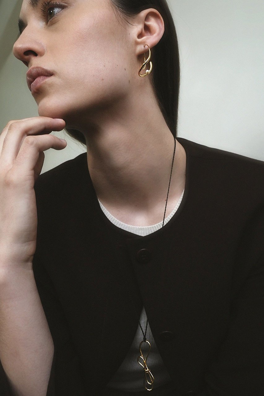 【バージュエリー/BAR Jewellery】のPIEGA ピアス WITH PEARL 人気、トレンドファッション・服の通販 founy(ファニー) 　ファッション　Fashion　レディースファッション　WOMEN　ジュエリー　Jewelry　リング　Rings　イヤリング　Earrings　イタリア　Italy　イヤリング　Earrings　パール　Pearl　フォルム　Form　エレガント 上品　Elegant　other-6|ID: prp329100004499236 ipo3291000000031741942
