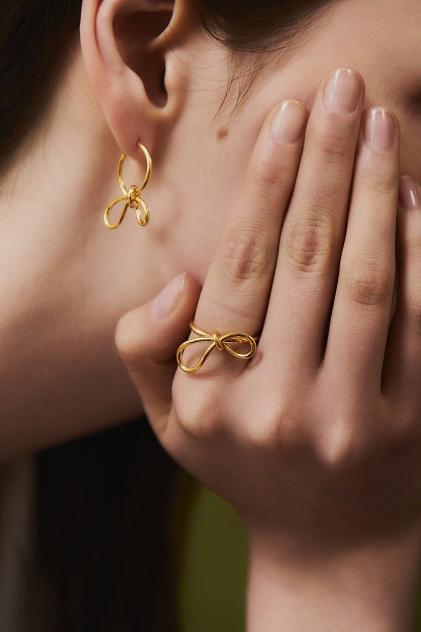 【バージュエリー/BAR Jewellery】のTINY FIOCCO ピアス 人気、トレンドファッション・服の通販 founy(ファニー) 　ファッション　Fashion　レディースファッション　Fashion for Women　ジュエリー　Jewelry　ファッションリング　Fashion Rings　イヤリング・フープ・ドロップタイプ　Hoop, Drop & Clip Earrings　イヤリング　Earrings　エレガント 上品　Elegant　ダウン　Down, Puffer　チェーン　Chain, Chain Strap　other-6|ID: prp329100004499245 ipo3291000000036073293