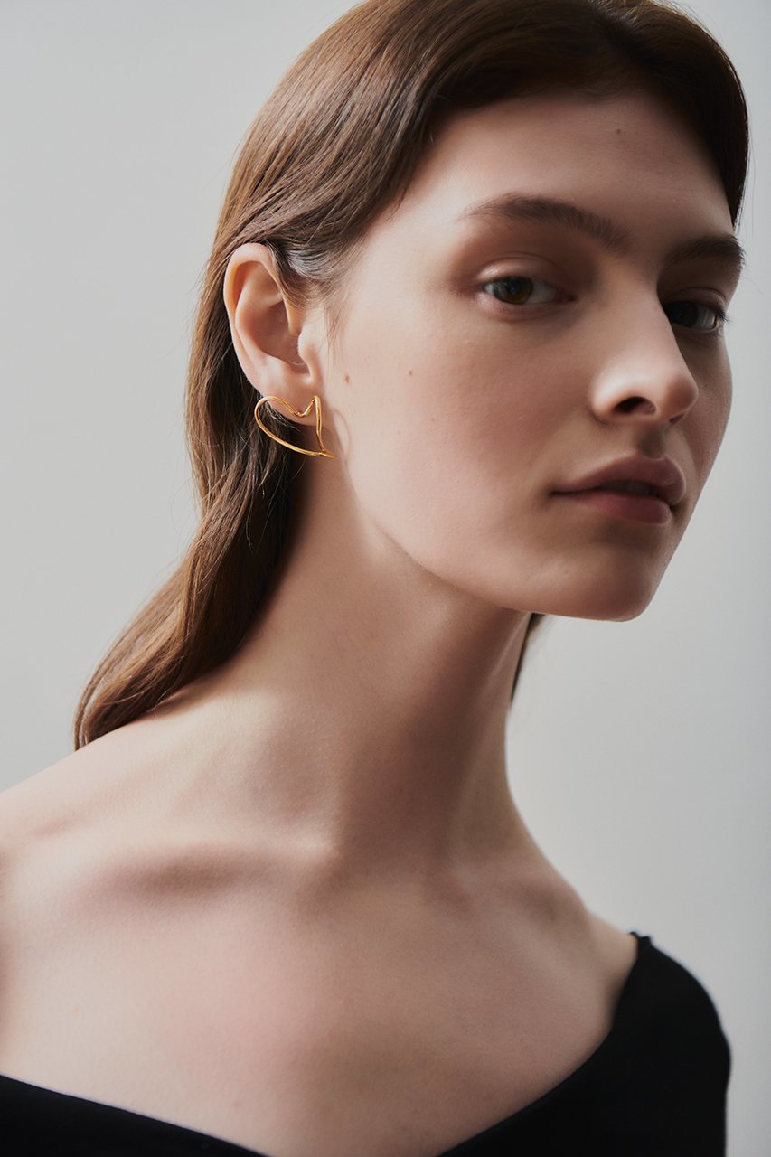 【バージュエリー/BAR Jewellery】のDANCING HEARTS ピアス 人気、トレンドファッション・服の通販 founy(ファニー) 　ファッション　Fashion　レディースファッション　Fashion for Women　ジュエリー　Jewelry　ファッションリング　Fashion Rings　イヤリング・フープ・ドロップタイプ　Hoop, Drop & Clip Earrings　おすすめ　Recommended / Our Picks　イヤリング　Earrings　クラシック　Classic, Timeless Style　シェイプ　Shape, Slim Fit　ダウン　Down, Puffer　モチーフ　Motif, Design Theme　other-2|ID: prp329100004499247 ipo3291000000035974417