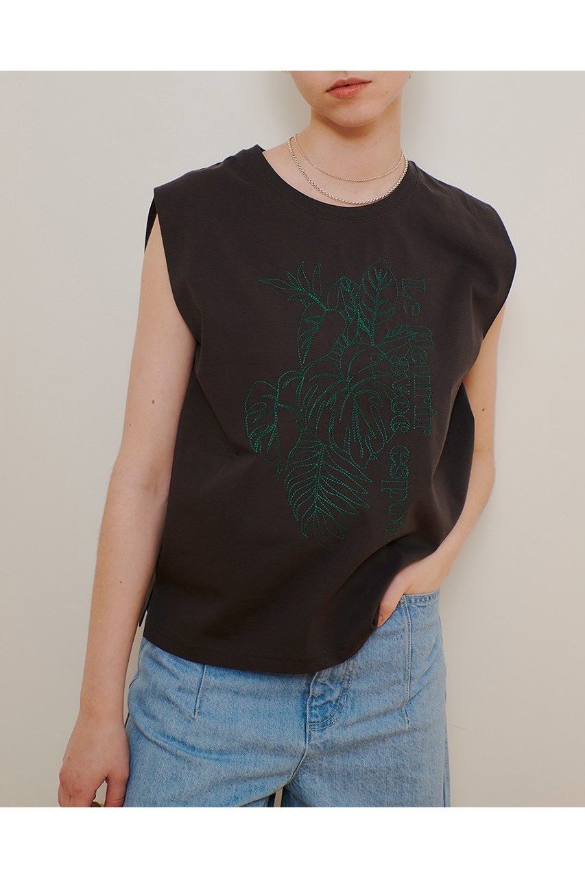 【アルアバイル/allureville】のボタニカル刺繍Tシャツ インテリア・キッズ・メンズ・レディースファッション・服の通販 founy(ファニー) 　ファッション　Fashion　レディースファッション　WOMEN　トップス・カットソー　Tops/Tshirt　シャツ/ブラウス　Shirts/Blouses　ロング / Tシャツ　T-Shirts　カットソー　Cut and Sewn　グラフィック　Graphic　ショルダー　Shoulder　ショート　Short　シンプル　Simple　ジャケット　Jacket　スリーブ　Sleeve　フレンチ　French　プリント　Print　ボタニカル　Botanical　チャコールグレー|ID: prp329100004499274 ipo3291000000031742193