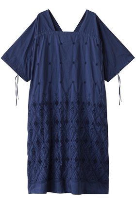 【アンティパスト/ANTIPAST】 G-DYED エンブロイダリードレス人気、トレンドファッション・服の通販 founy(ファニー) ファッション Fashion レディースファッション Fashion for Women ワンピース Dresses フォーマル・パーティードレス・結婚式用ドレス Elegant & Casual Dresses チュニック Tunic Tops & Dresses エレガント 上品 Elegant シャーリング Shirring, Ruched スクエア Square, Square Shape ストレート Straight, Straight Cut チュニック Tunic, Long Top デコルテ Décolleté, Neckline トリコ Tricolor, Tricolored ドレス Dress, One-Piece リラックス Relax, Relaxed Fit ロング Long, Long-Length 夏 Summer |ID:prp329100004504549