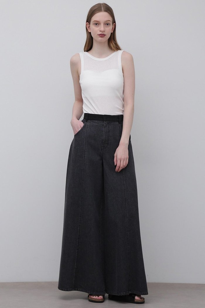 【アドーア/ADORE】のハイブリーチデニムパンツ インテリア・キッズ・メンズ・レディースファッション・服の通販 founy(ファニー) https://founy.com/ ファッション Fashion レディースファッション Fashion for Women パンツ Pants & Trousers デニムパンツ・ジーンズ・美脚デニム Denim Jeans & Pants スタンダード Standard, Basic デニム Denim, Jeans Material フレア Flare, Flared ブリーチ Bleach, Washed Finish ポケット Pocket, Pocket Detail |ID: prp329100004504591 ipo3291000000035398803