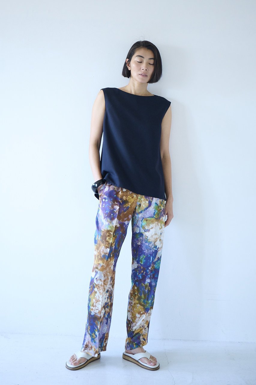 【エムフィル/M Fil】のバックサテンジョーゼット ドロップテールブラウス 人気、トレンドファッション・服の通販 founy(ファニー) 　ファッション　Fashion　レディースファッション　Fashion for Women　トップス・カットソー　Cut & Sew Tops　キャミソール&ノースリーブ　Camisoles & Sleeveless Tops　シャツ・ブラウス・オフィスカジュアル　Elegant Blouses & Button-Ups　バッグ　Bags　サテン　Satin, Glossy Fabric　シルク　Silk, 100% Silk　シンプル　Simple, Minimal　ジョーゼット　Georgette, Semi-Sheer Fabric　ドレープ　Drape, Draping Fabric　ノースリーブ　Sleeveless, No-Sleeve　フォーマル　Formal, Dressy　ボトム　Bottoms, Lower Wear　エレガント 上品　Elegant　other-7|ID: prp329100004506013 ipo3291000000032908612