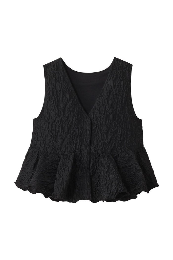 【マリリンムーン/MARILYN MOON】のフローティングジャガードラッフルベスト インテリア・キッズ・メンズ・レディースファッション・服の通販 founy(ファニー) https://founy.com/ ファッション Fashion レディースファッション Fashion for Women アウター Coat / Outerwear Collection トップス・カットソー Cut & Sew Tops キャミソール&ノースリーブ Camisoles & Sleeveless Tops シャツ・ブラウス・オフィスカジュアル Elegant Blouses & Button-Ups ベスト&ジレ / 重ね着スタイル Vests & Gilets カットソー Cut and Sewn Top サテン Satin, Glossy Fabric ジャカード/ジャガード Jacquard, Woven Pattern デニム Denim, Jeans Material ノースリーブ Sleeveless, No-Sleeve ベスト Vest, Waistcoat ボトム Bottoms, Lower Wear リュクス Luxury, Elegant, High-End, Chic 夏 Summer 秋 Autumn |ID: prp329100004506047 ipo3291000000035822442