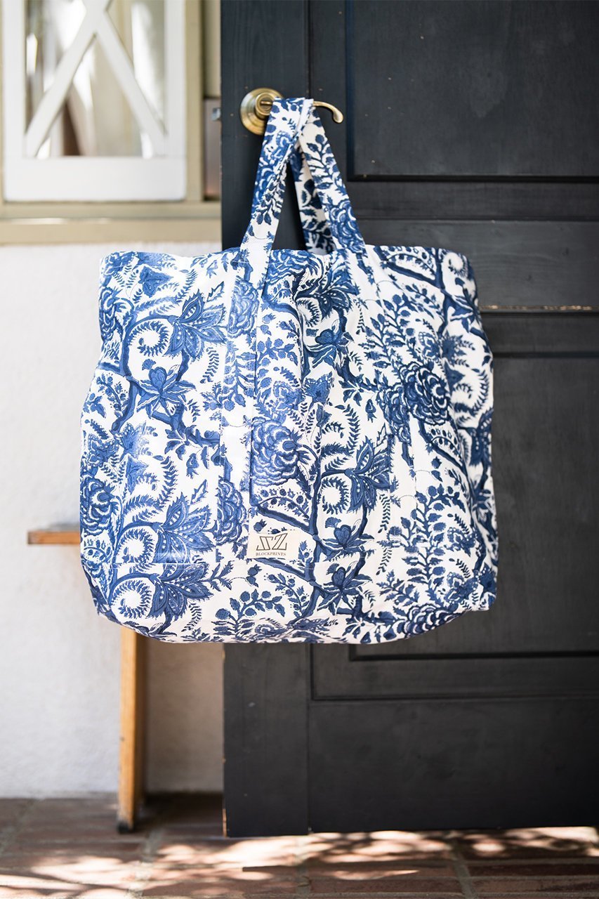 【エスゼット ブロックプリント/SZ Blockprints】のBIG PHOOL コットンオーバーサイズトートバッグ 人気、トレンドファッション・服の通販 founy(ファニー) 　ファッション　Fashion　レディースファッション　Fashion for Women　バッグ　Bags　ビッグ　Big, Oversized　ビーチ　Beach, Seaside　プリント　Print, Printed Pattern　ポケット　Pocket, Pocket Detail　リゾート　Resort, Vacation Style　夏　Summer　旅行　Travel　other-2|ID: prp329100004506118 ipo3291000000032778652