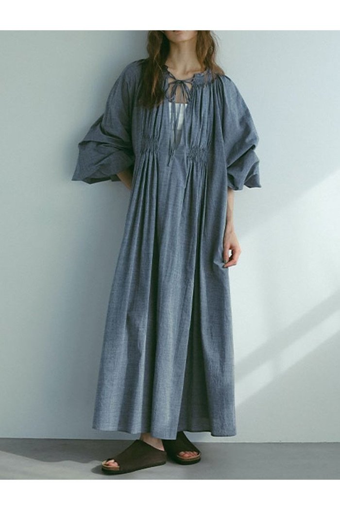 【エトレトウキョウ/ETRE TOKYO】のハンドタックシアーボリュームドレス インテリア・キッズ・メンズ・レディースファッション・服の通販 founy(ファニー) https://founy.com/ ファッション Fashion レディースファッション WOMEN ワンピース Dress ドレス Party Dresses チュニック Tunic おすすめ Recommend インナー Inner エアリー Airy チュニック Tunic デニム Denim ハンド Hand フロント Front リボン Ribbon ロング Long 再入荷 Restock/Back In Stock/Re Arrival |ID: prp329100004507773 ipo3291000000031818918