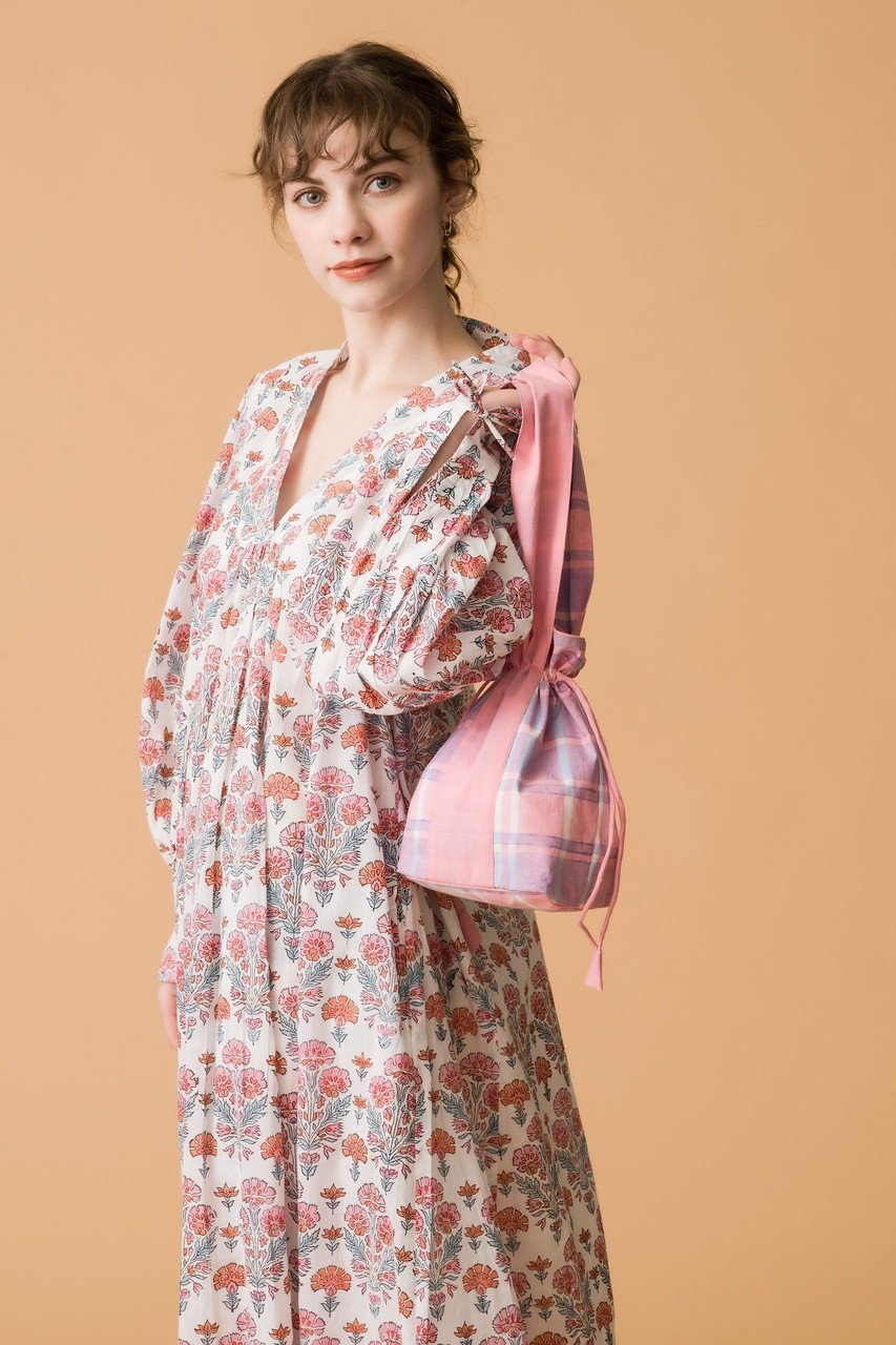 【エスゼット ブロックプリント/SZ Blockprints】の【ELLESHOP限定】TARTAN ダンプリングバッグ 人気、トレンドファッション・服の通販 founy(ファニー) 　ファッション　Fashion　レディースファッション　WOMEN　バッグ　Bag　ドローストリング　Drawstring　ハンドバッグ　Handbag　ブロック　Block　プリント　Print　ラップ　Wrap　エレガント 上品　Elegant　別注　Special Order　巾着　Purse　NEW・新作・新着・新入荷　New Arrivals　other-7|ID: prp329100004507779 ipo3291000000031819034