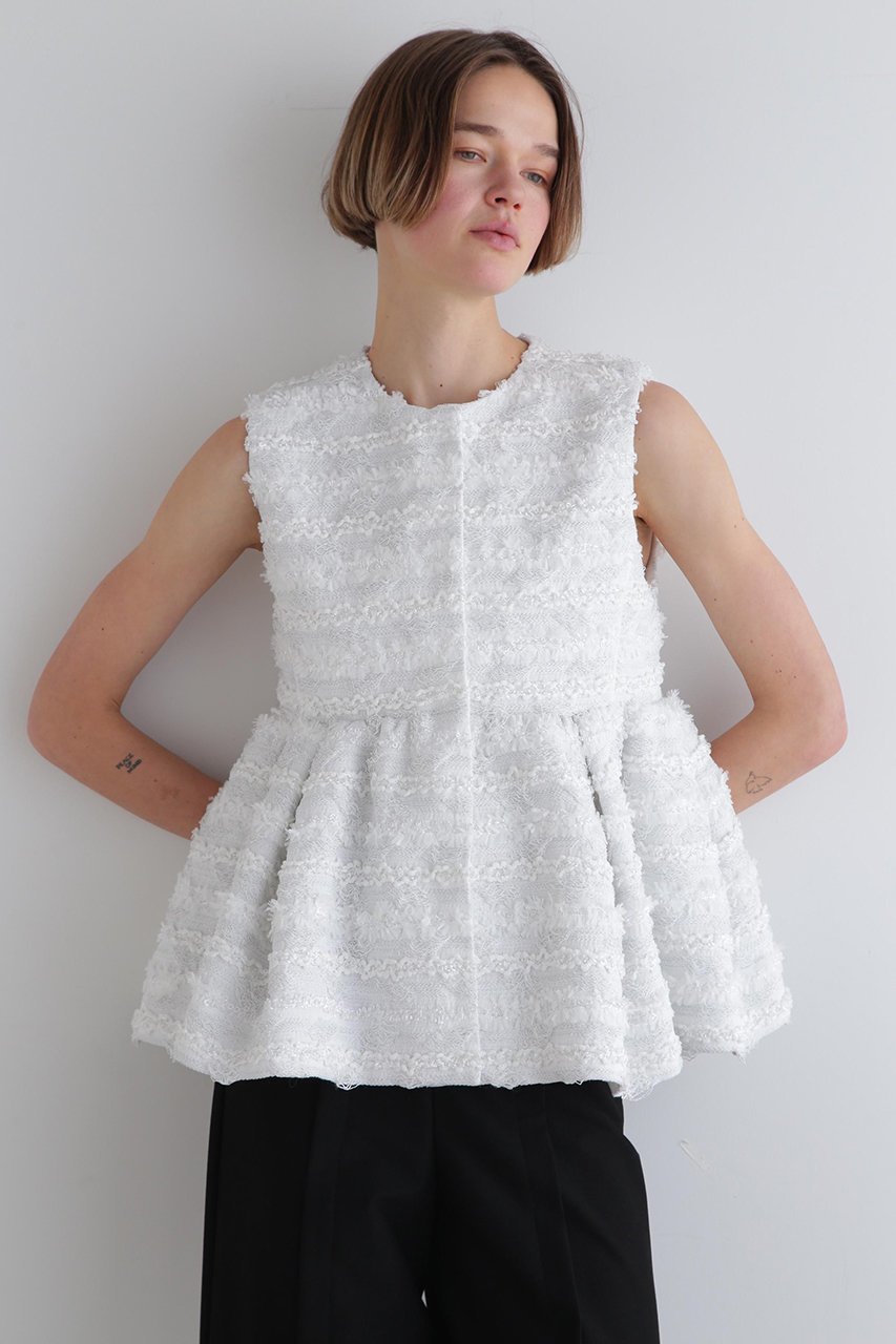 【ル フィル/LE PHIL】のMALHIA KENTフレアジレ 人気、トレンドファッション・服の通販 founy(ファニー) 　ファッション　Fashion　レディースファッション　Fashion for Women　アウター　Coat / Outerwear Collection　レディースジャケット・軽アウター　Jackets　エレガント 上品　Elegant　カットソー　Cut and Sewn Top　シンプル　Simple, Minimal　ジャカード／ジャガード　Jacquard, Woven Pattern　ジャケット　Jacket, Outerwear　スタンダード　Standard, Basic　ツイード　Twill, Twill Weave　デニム　Denim, Jeans Material　ベスト　Vest, Waistcoat　ペプラム　Peplum, Flared Hem　ボーダー　Border, Stripe　リュクス　Luxury, Elegant, High-End, Chic　 other-1|ID: prp329100004507790 ipo3291000000032964739