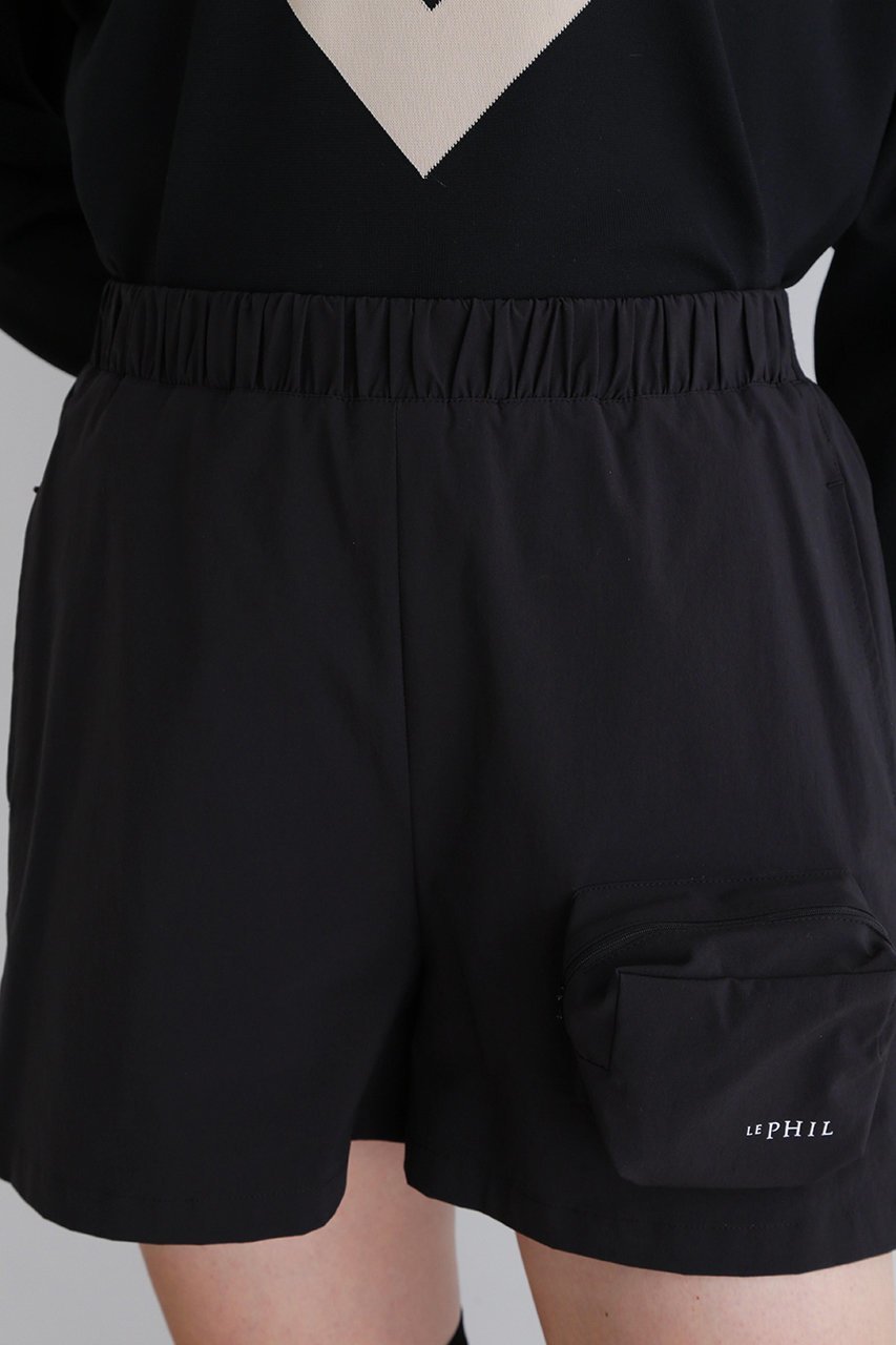 【ル フィル/LE PHIL】の《LE PHIL SPORTS》コーデュラショートパンツ 人気、トレンドファッション・服の通販 founy(ファニー) 　ファッション　Fashion　レディースファッション　Ladies' Fashion Online　パンツ　Pants　ハーフ / ショートパンツ　Short Pants　スポーツウェア　Sportswear　スポーツ パンツ　Sports Pants　コンパクト　Compact　ショート　Short　スタンダード　Standard　ストレッチ　Stretch　ドローコード　Draw Cord　フロント　Front　ポケット　Pocket　ポーチ　Pouch　再入荷　Restock/Back In Stock/Re Arrival　軽量　Lightweight　other-7|ID: prp329100004507832 ipo3291000000032387515