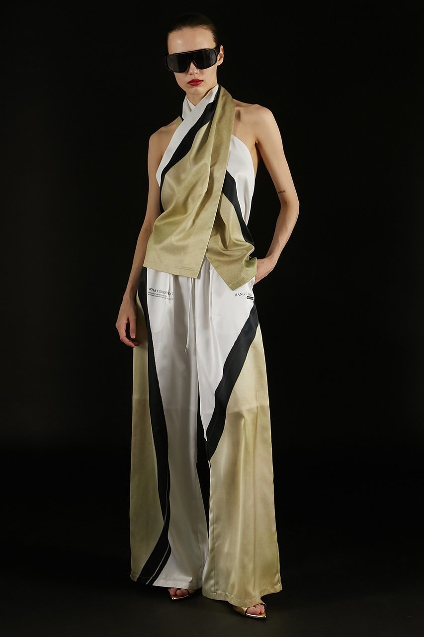 【プランク プロジェクト/PRANK PROJECT】のアートプリントクロスホルタートップ / Art Print Cloth Halter Top 人気、トレンドファッション・服の通販 founy(ファニー) 　ファッション　Fashion　レディースファッション　Fashion for Women　トップス・カットソー　Cut & Sew Tops　キャミソール&ノースリーブ　Camisoles & Sleeveless Tops　シャツ・ブラウス・オフィスカジュアル　Elegant Blouses & Button-Ups　ロングTシャツ・Tシャツ　Longline T-Shirts & Tees　カットソー・ベーシックTシャツ　Cut-and-Sewn Tops / Stretch Tees & Basics　アシンメトリー　Asymmetrical Style　キャミソール　Camisole, Spaghetti Strap Top　サテン　Satin, Glossy Fabric　スカーフ　Scarf, Neckwear　タンク　Tank Top, Sleeveless Top　ラップ　Wrap, Wrap Design　other-7|ID: prp329100004507847 ipo3291000000032844306