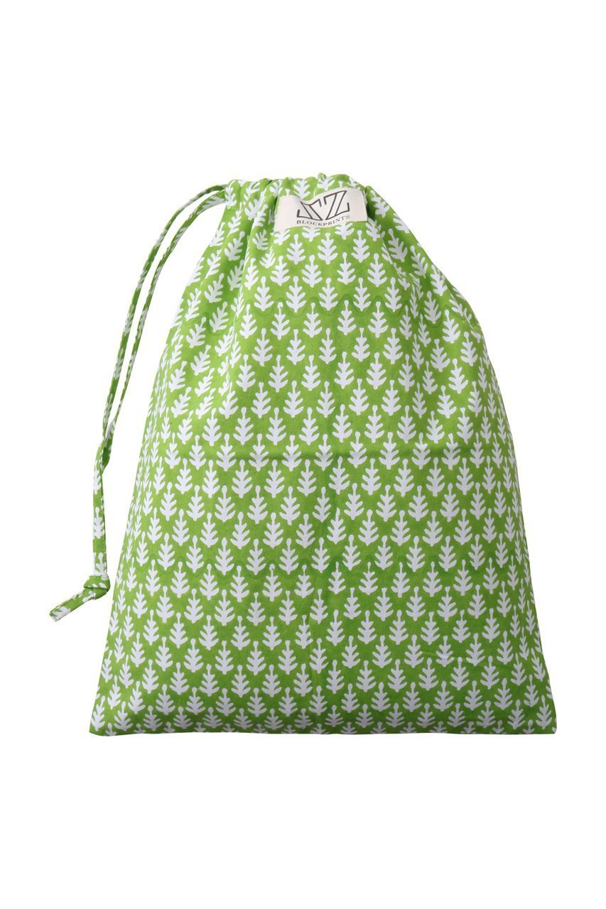 【エスゼット ブロックプリント/SZ Blockprints】のLAUNDRY BAG トラベルポーチ MIDDLE インテリア・キッズ・メンズ・レディースファッション・服の通販 founy(ファニー) 　ファッション　Fashion　レディースファッション　Fashion for Women　ポーチ&ミニバッグ　Pouches & Mini Bags　インナー　Innerwear　タオル　Towel, Bath Towel　トラベル　Travel, Travel Gear　ブロック　Block, Solid Block Pattern　プリント　Print, Printed Pattern　ポーチ　Pouch, Small Case　ランジェリー　Lingerie, Intimate Wear　巾着　Drawstring Bag, Kinchaku　旅行　Travel　グリーン(PATTI)|ID: prp329100004507850 ipo3291000000032801164