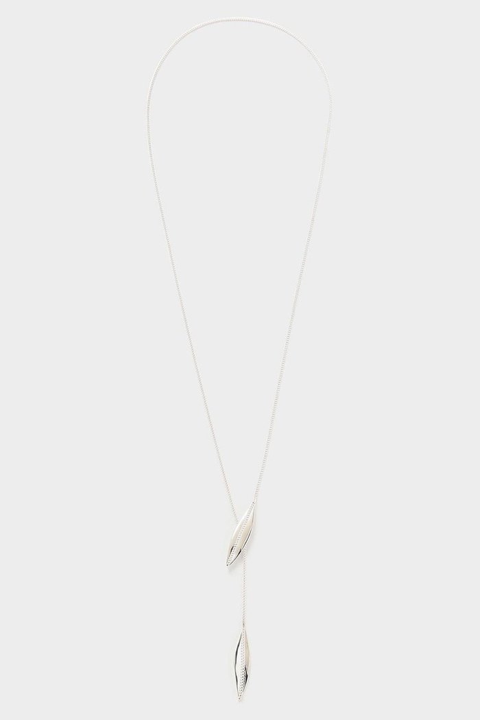 【ル フィル/LE PHIL】のLEAVES NECKLACE インテリア・キッズ・メンズ・レディースファッション・服の通販 founy(ファニー) https://founy.com/ ファッション Fashion レディースファッション Fashion for Women ジュエリー Jewelry ネックレス Necklaces & Pendants ジュエリー Jewelry, Accessories トレンド Trend, Trending Now ネックレス Necklace, Pendant Necklace ハンド Hand, Handmade エレガント 上品 Elegant |ID: prp329100004507858 ipo3291000000036114643