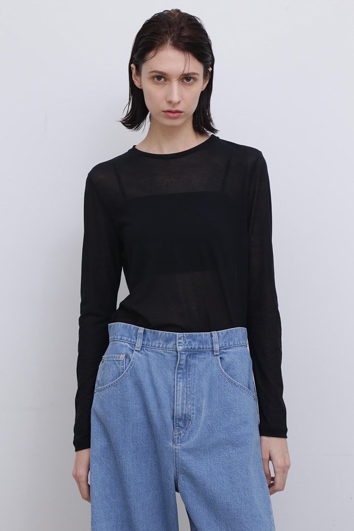 【アドーア/ADORE】のガーゼジャージーカットソー インテリア・キッズ・メンズ・レディースファッション・服の通販 founy(ファニー) https://founy.com/ ファッション Fashion レディースファッション Fashion for Women トップス・カットソー Cut & Sew Tops シャツ・ブラウス・オフィスカジュアル Elegant Blouses & Button-Ups ロングTシャツ・Tシャツ Longline T-Shirts & Tees カットソー・ベーシックTシャツ Cut-and-Sewn Tops / Stretch Tees & Basics スタンダード Standard, Basic スリーブ Sleeve, Long Sleeve / Short Sleeve ロング Long, Long-Length |ID: prp329100004507863 ipo3291000000032891927