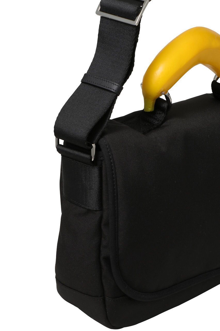 【メゾン ミハラヤスヒロ/Maison MIHARA YASUHIRO】の【UNISEX】BANANA ショルダーバッグ 人気、トレンドファッション・服の通販 founy(ファニー) ファッション Fashion レディースファッション Fashion for Women バッグ Bags ユニセックス Unisex, Genderless モチーフ Motif, Design Theme ワーク Workwear, Utility Style 人気 Popular, Best Seller 旅行 Travel other-4|ID: prp329100004507898 ipo3291000000036081301
