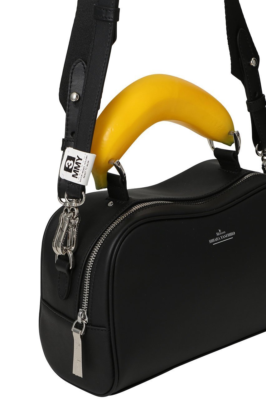 【メゾン ミハラヤスヒロ/Maison MIHARA YASUHIRO】の【UNISEX】BANANA ボストンバッグ 人気、トレンドファッション・服の通販 founy(ファニー) 　ファッション　Fashion　レディースファッション　Fashion for Women　バッグ　Bags　ユニセックス　Unisex, Genderless　なめらか　Smooth, Silky Texture　アクセサリー　Fashion Accessories　ボストンバッグ　Boston Bag, Retro Bag　ポーチ　Pouch, Small Case　モチーフ　Motif, Design Theme　人気　Popular, Best Seller　財布　Wallet, Purse　other-4|ID: prp329100004507900 ipo3291000000032778905