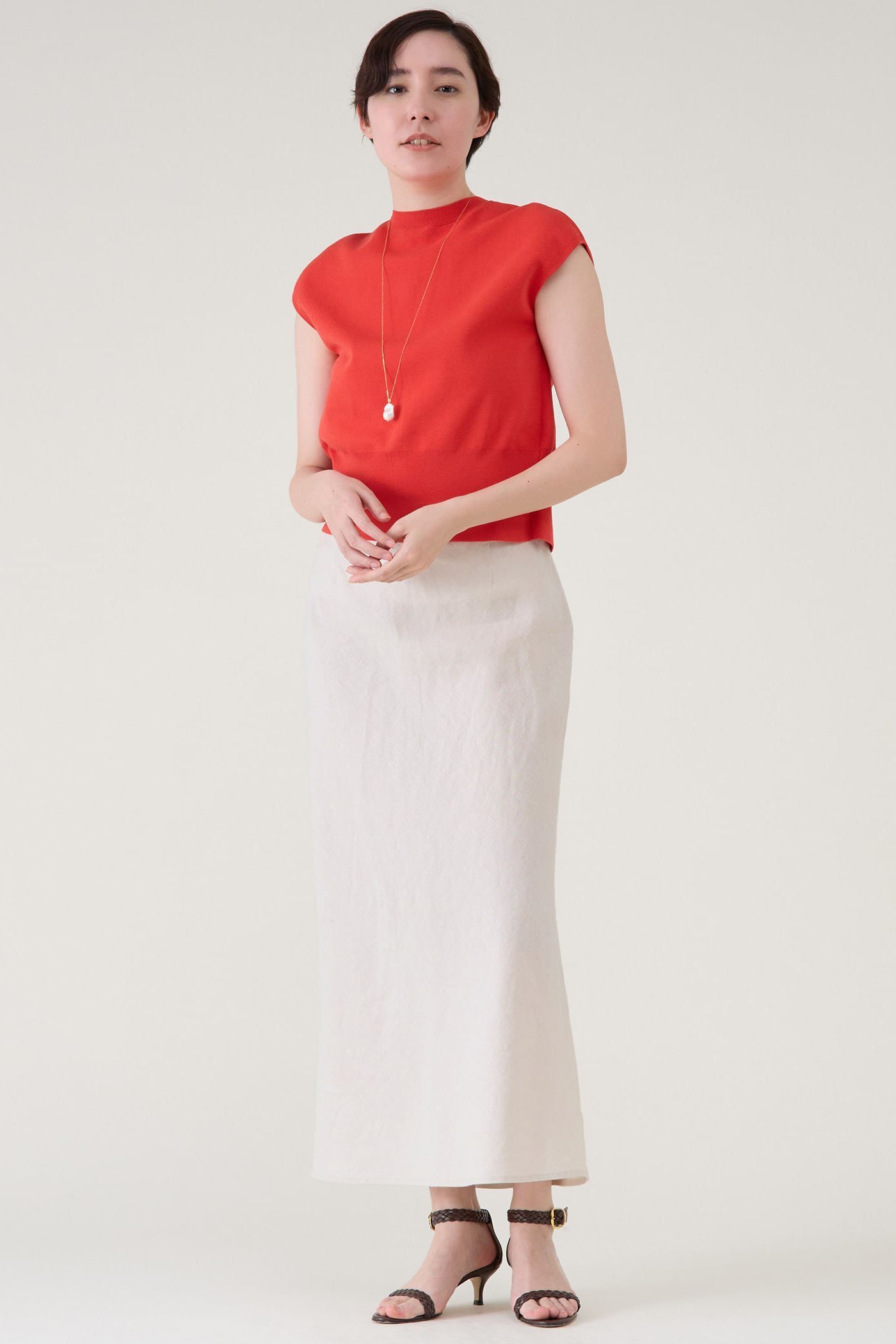 【マルティニーク/martinique】のコットンミラノリブノースリーブプルオーバー 人気、トレンドファッション・服の通販 founy(ファニー) 　ファッション　Fashion　レディースファッション　Fashion for Women　トップス・カットソー　Cut & Sew Tops　ニット　Knit Tops & Sweaters　キャミソール&ノースリーブ　Camisoles & Sleeveless Tops　カジュアルプルオーバー・ニットトップス　Pullovers & Knit Tops / Casual Pullovers　おすすめ　Recommended / Our Picks　カットソー　Cut and Sewn Top　スリット　Slit, Slit Detail　ロング　Long, Long-Length　エレガント 上品　Elegant　夏　Summer　other-3|ID: prp329100004507906 ipo3291000000036408562