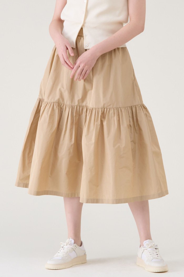 【マルティニーク/martinique】のマイクロタフタティアードスカート インテリア・キッズ・メンズ・レディースファッション・服の通販 founy(ファニー) https://founy.com/ ファッション Fashion レディースファッション Fashion for Women スカート Skirts ティアードスカート Tiered Skirts タフタ Taffeta, Structured Fabric ティアード Tiered, Tiered Style |ID: prp329100004507909 ipo3291000000035830856