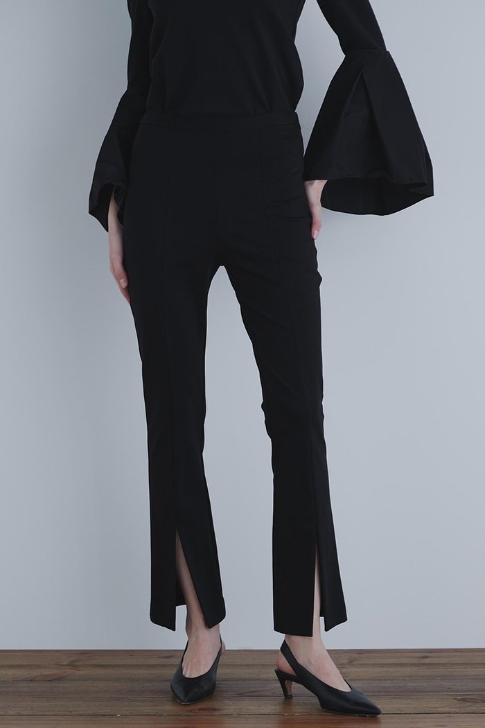 【ル フィル/LE PHIL】のハイストレッチフロントスリットパンツ(+5cm丈) インテリア・キッズ・メンズ・レディースファッション・服の通販 founy(ファニー) https://founy.com/ ファッション Fashion レディースファッション Fashion for Women パンツ Pants & Trousers おすすめ Recommended / Our Picks ストレッチ Stretch, Stretchy Fabric スリット Slit, Slit Detail セットアップ Set-Up, Coordinated Outfit フレア Flare, Flared |ID: prp329100004507997 ipo3291000000035372959