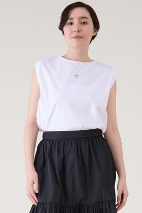 【マルティニーク/martinique】の《定番》ポンチノースリプルオーバー 人気、トレンドファッション・服の通販 founy(ファニー) ファッション Fashion レディースファッション Fashion for Women トップス・カットソー Cut & Sew Tops キャミソール&ノースリーブ Camisoles & Sleeveless Tops シャツ・ブラウス・オフィスカジュアル Elegant Blouses & Button-Ups ロングTシャツ・Tシャツ Longline T-Shirts & Tees カジュアルプルオーバー・ニットトップス Pullovers & Knit Tops / Casual Pullovers カットソー・ベーシックTシャツ Cut-and-Sewn Tops / Stretch Tees & Basics おすすめ Recommended / Our Picks キャミソール Camisole, Spaghetti Strap Top シルケット Silket, Silky Cotton ストレート Straight, Straight Cut スリット Slit, Slit Detail タンク Tank Top, Sleeveless Top ノースリーブ Sleeveless, No-Sleeve ボトム Bottoms, Lower Wear 定番 Standard, Basic Item |ID:prp329100004509175